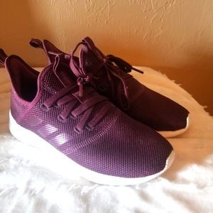 Adidas women's cloudfoam shoes size 5.5